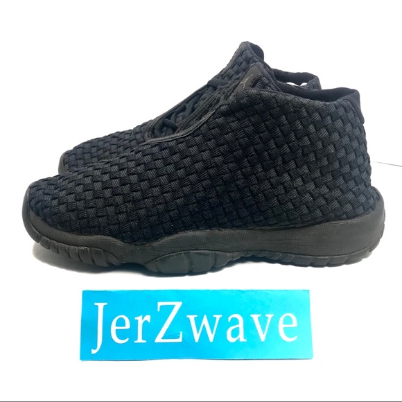 jordan future size 7